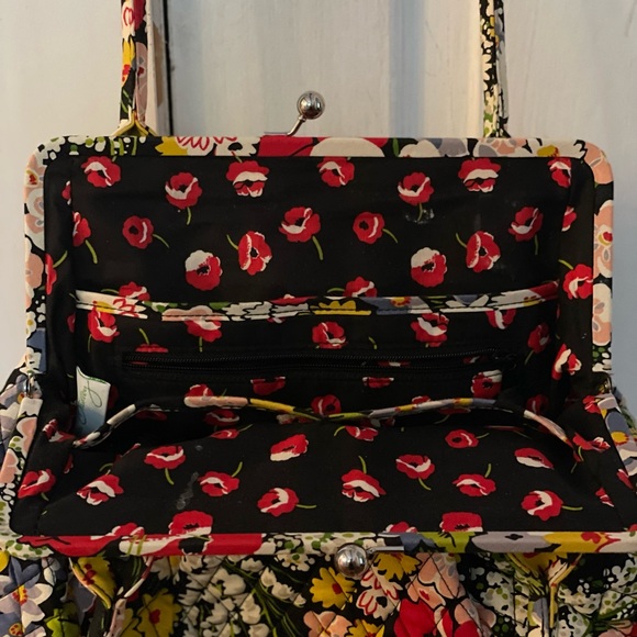 Vera Bradley large floral clasp bag - Picture 3 of 3